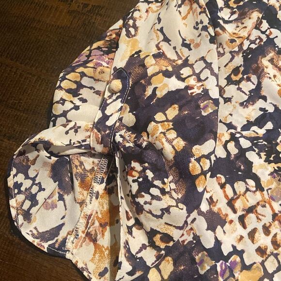 Ladies Worthington Printed blouse Size 0X - Picture 4 of 5